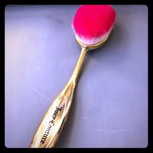 Juicy couture foundation blending brush